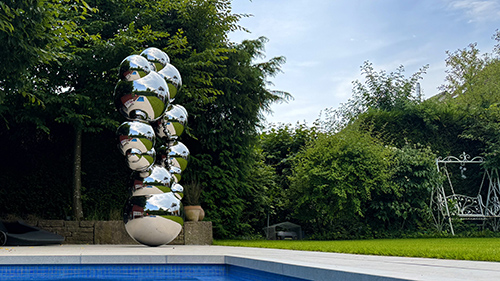 outdoor stainless steel sculpture installation 2025